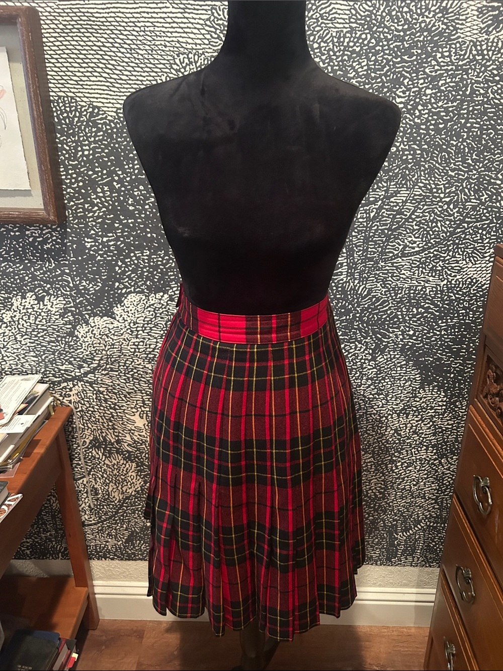 Red Plaid Pleated Skirt - Women's Classic Tartan Style